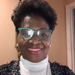 Meet your Posher, Carol